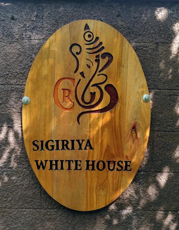 The Sigiriya White House Apartment Ngoại thất bức ảnh