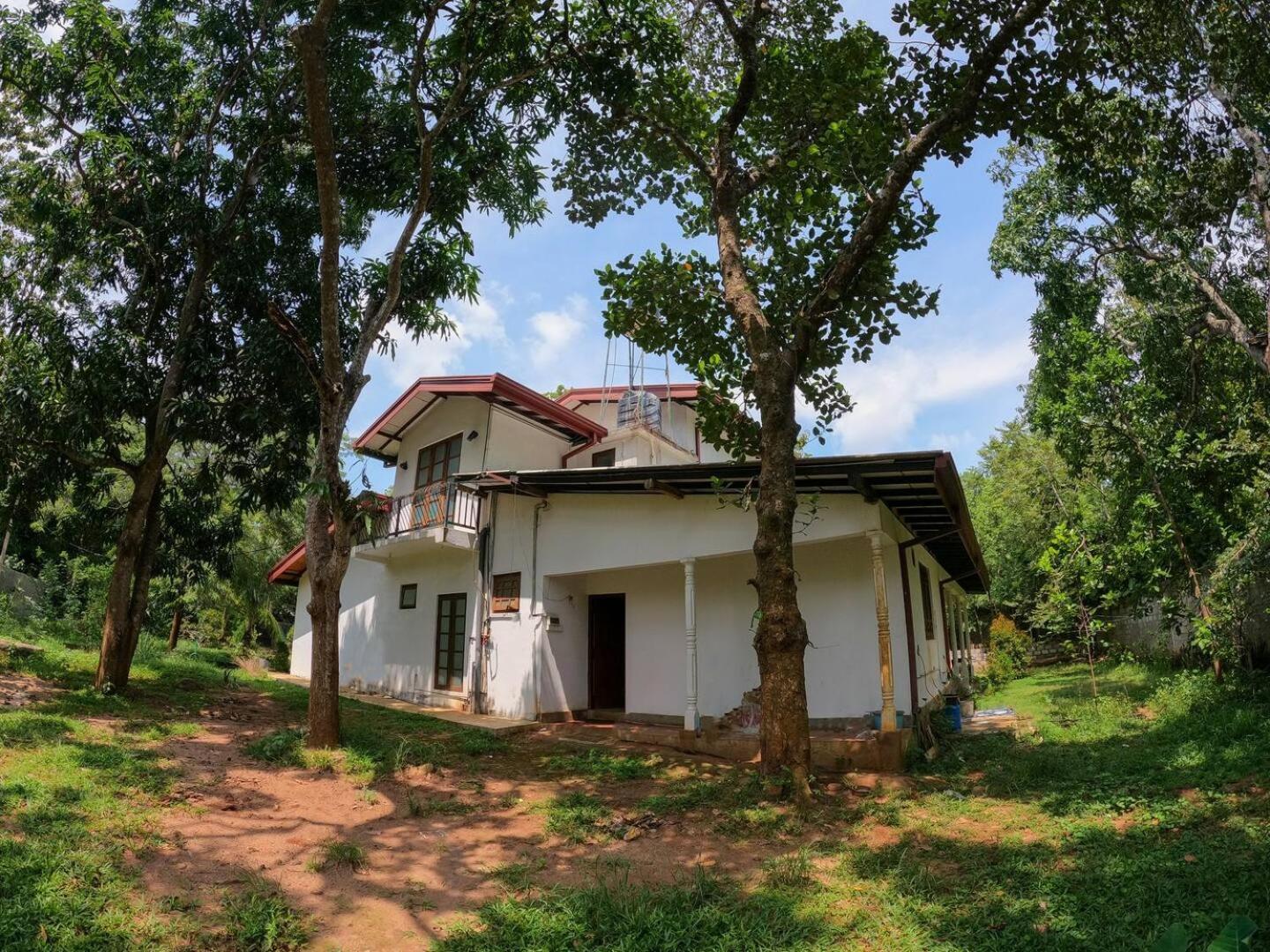 The Sigiriya White House Apartment Ngoại thất bức ảnh
